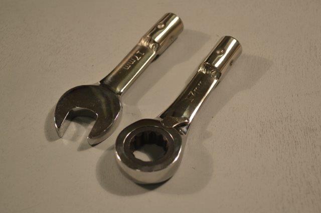 Reversible Ratcheting Large Wrench Set – Metric